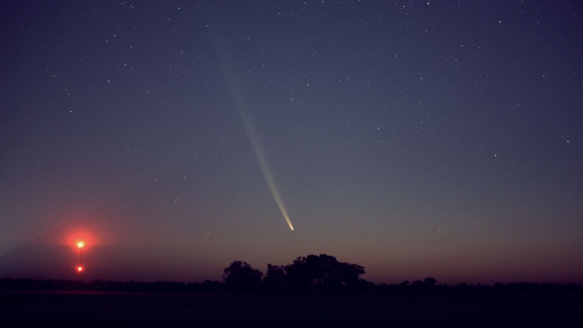 The Halloween Comet – the sun’s dinner!